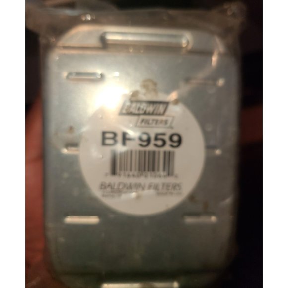 BALDWIN FILTERS BF959 Fuel Filter,5-1/8 x 3-11/16 x 3-7/32 In - Picture 4 of 4